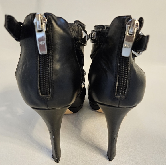 Marc Fisher Peep Toe Black Studded High Heels - Picture 3 of 7